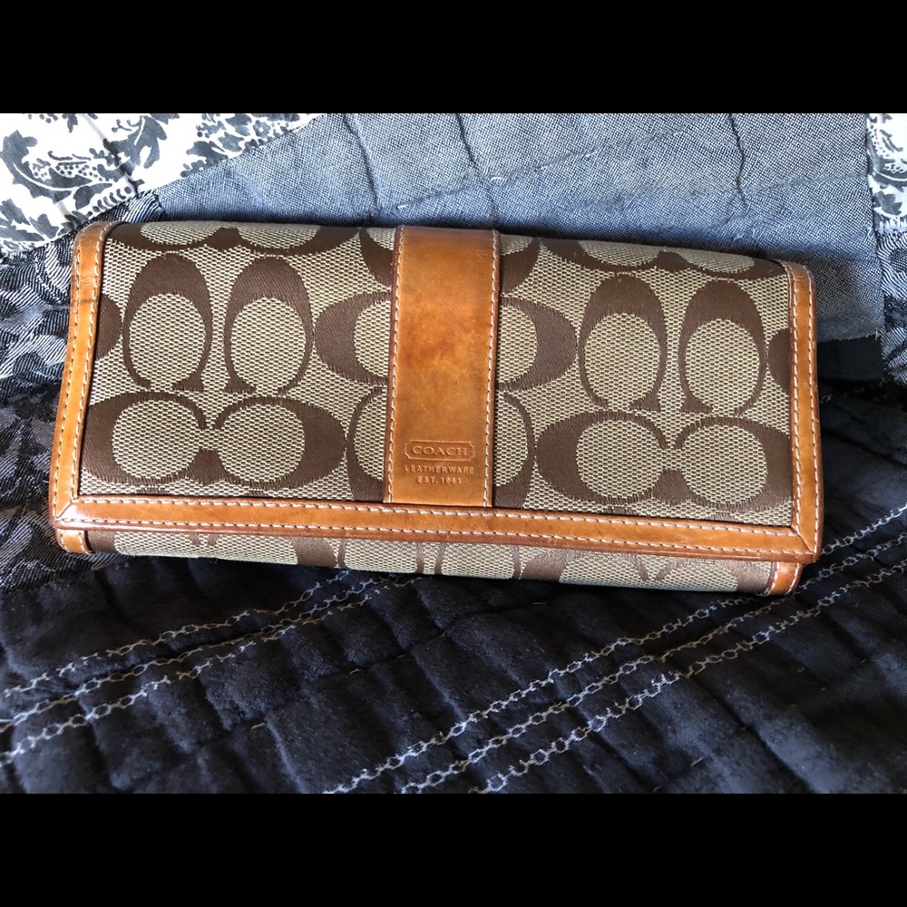 Coach tan front snap wallet